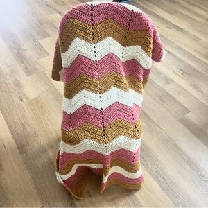 Handmade Zigzag or Chevron Print Lap Afghan Blanket Pink Mustard Yellow White